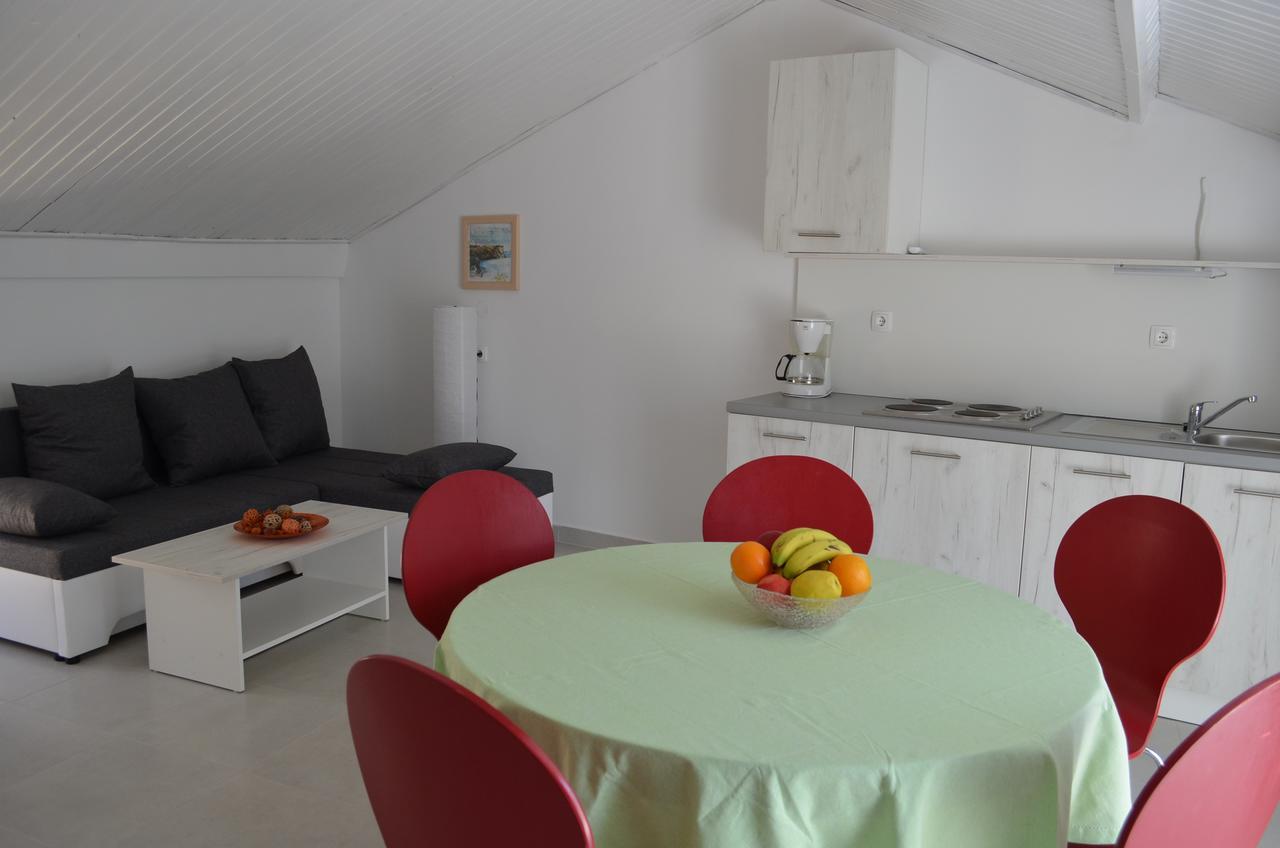 Apartments Petar Draga Bašćanska エクステリア 写真