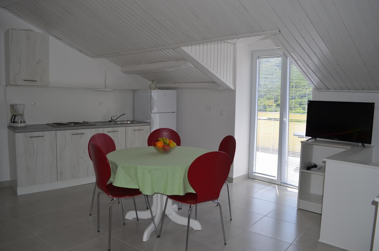 Apartments Petar Draga Bašćanska エクステリア 写真